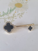 Load image into Gallery viewer, Clover Brooch
