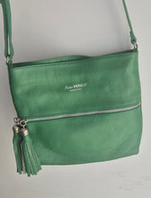Load image into Gallery viewer, Green leather bag
