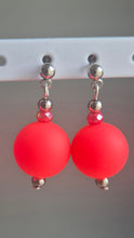 Load image into Gallery viewer, Bubble Stud Drop (4 Colours available)
