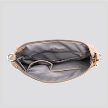 Load image into Gallery viewer, Bee Bag (Silver &amp; gold)
