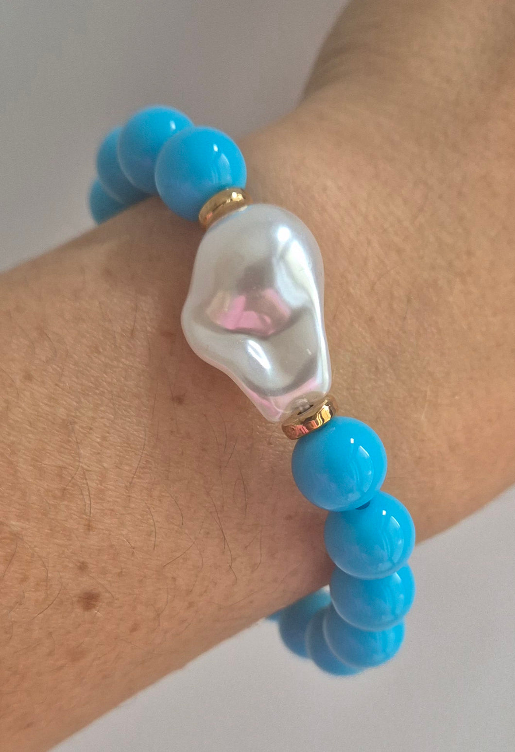 Blue & faux pearl bracelet
