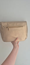 Load image into Gallery viewer, Bee Bag (Silver &amp; gold)
