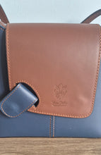 Load image into Gallery viewer, Italian Leather Bag
